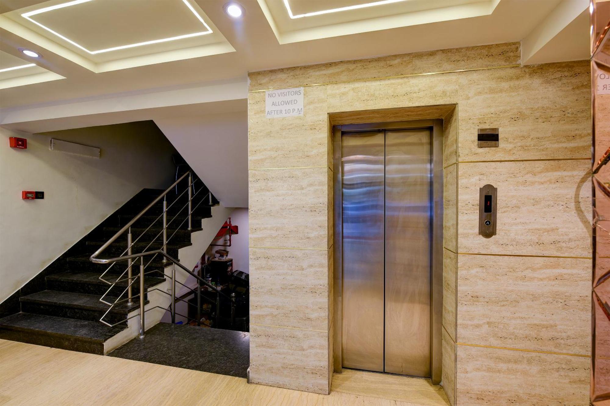 Hotel Sohana Palace Near New Delhi Railway Station And Connaught Place Extérieur photo