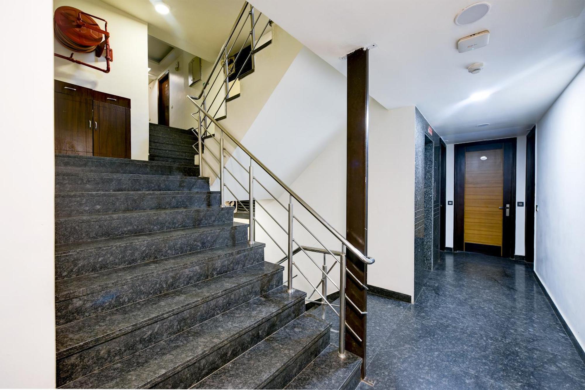 Hotel Sohana Palace Near New Delhi Railway Station And Connaught Place Extérieur photo