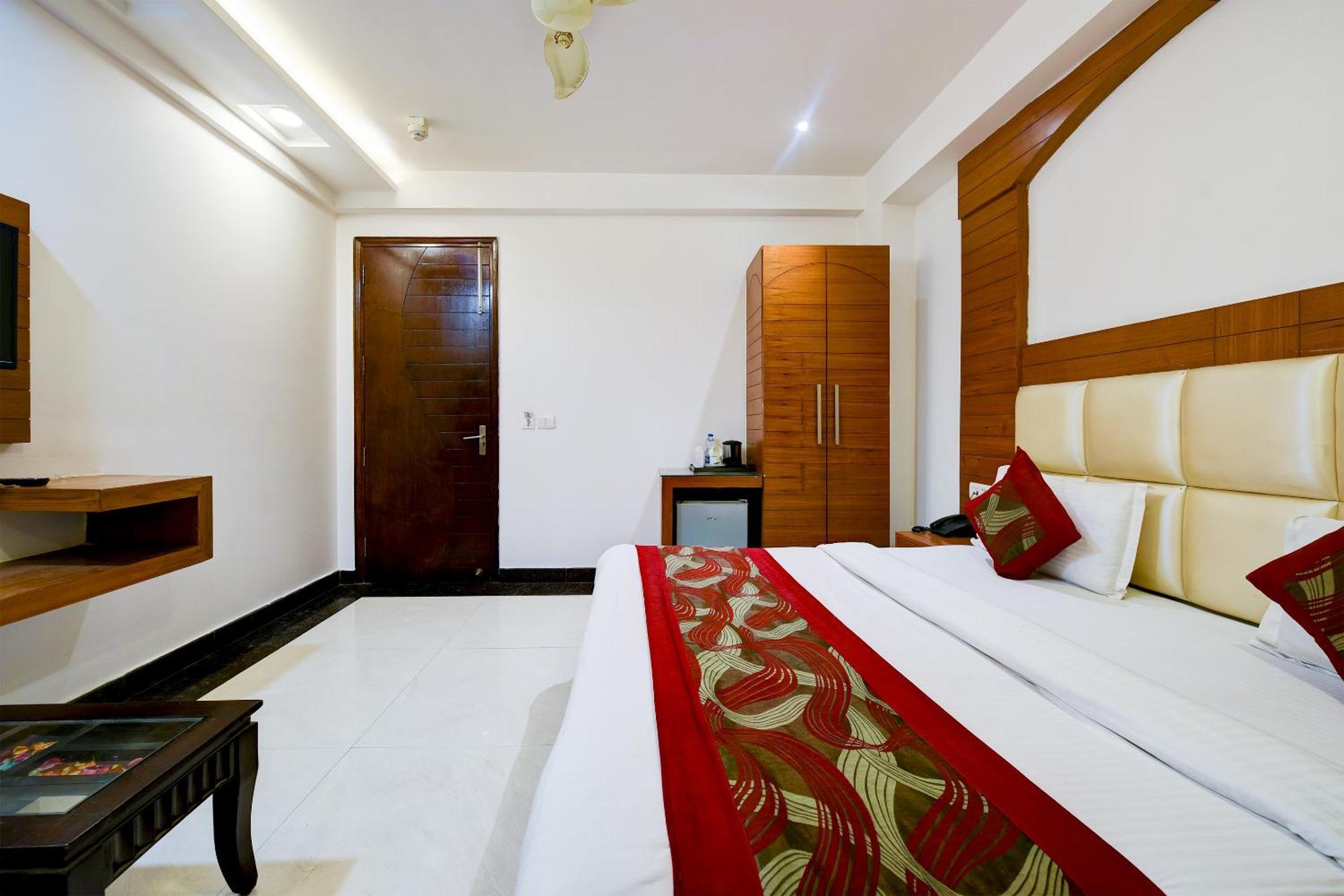 Hotel Sohana Palace Near New Delhi Railway Station And Connaught Place Extérieur photo