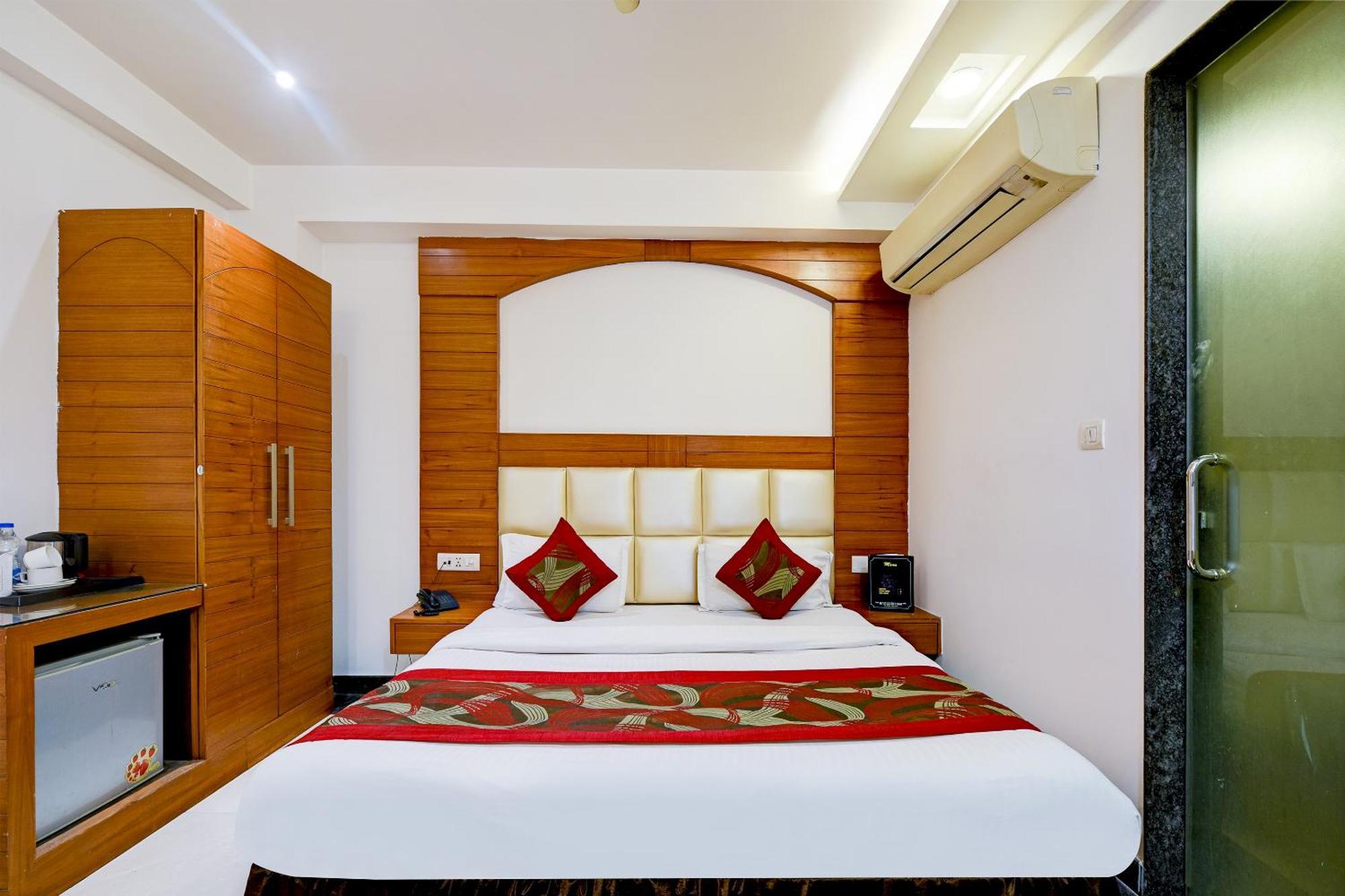 Hotel Sohana Palace Near New Delhi Railway Station And Connaught Place Extérieur photo